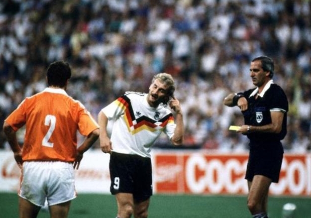 德国VS荷兰，决出谁是足坛王者！