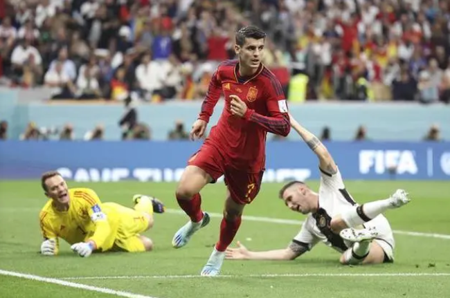 2012年欧洲杯西班牙首发阵容深度解析