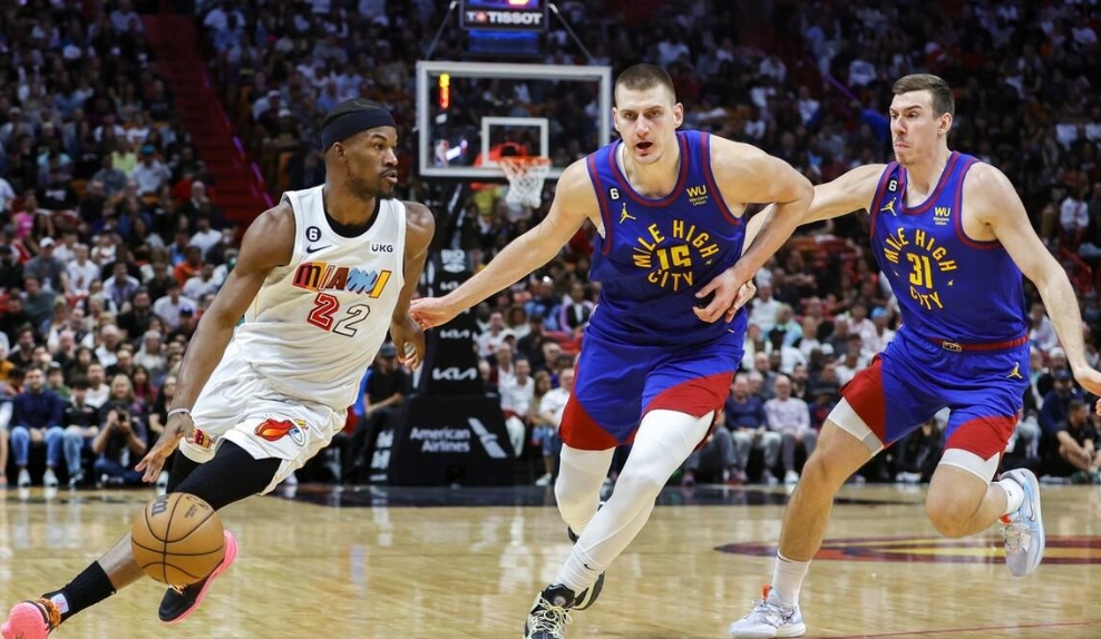 聚焦 NBA 总决赛：几月见证巅峰对决？