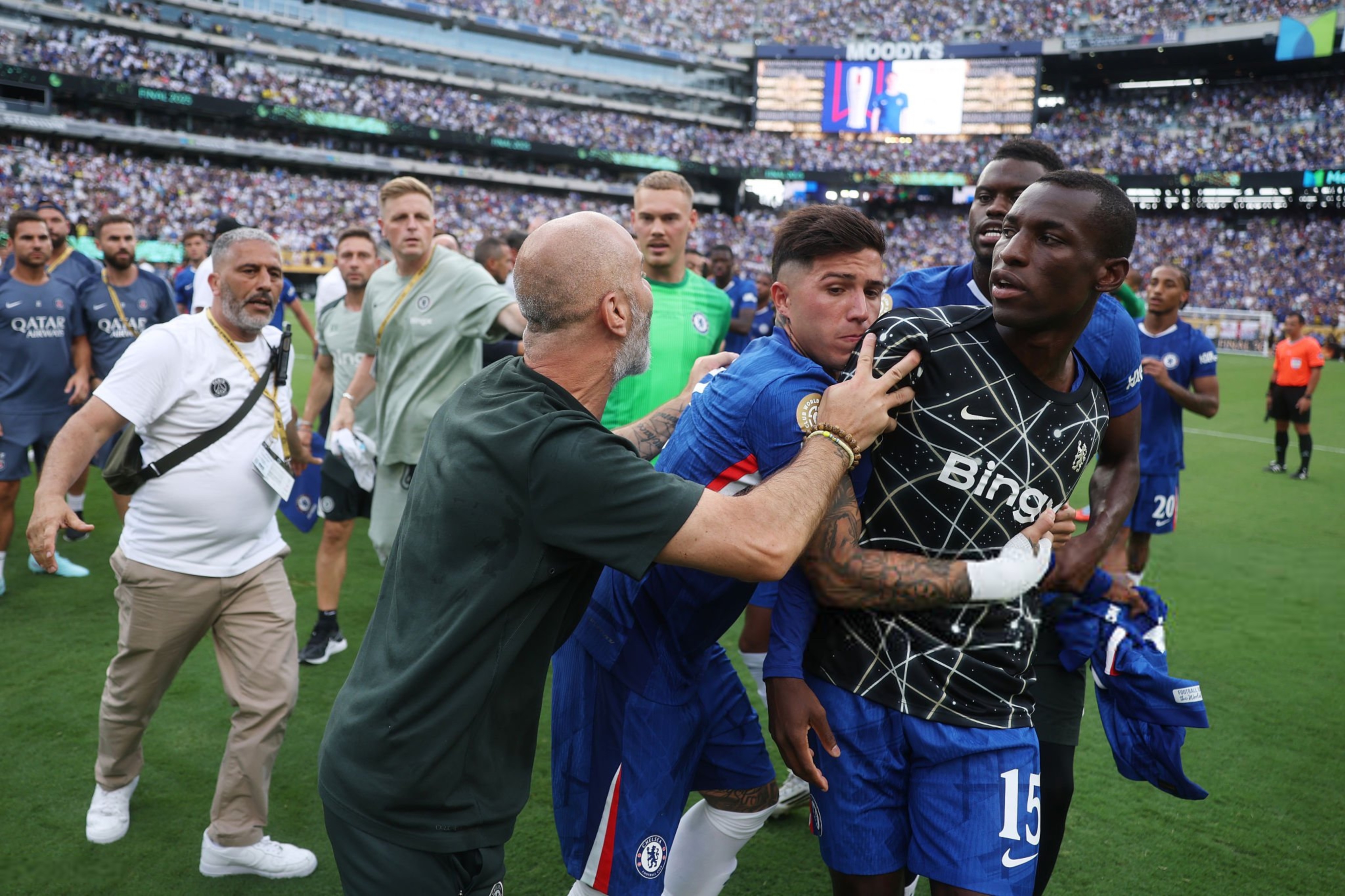 欧冠烽火中,切尔西的逆袭与坚守